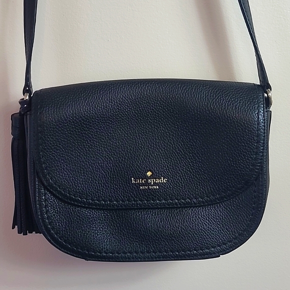 kate spade Handbags - KATE SPADE black pebbled leather Cross-body bag like new